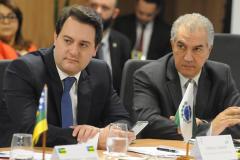 Governador discute previdência e trata de investimentos em Brasília