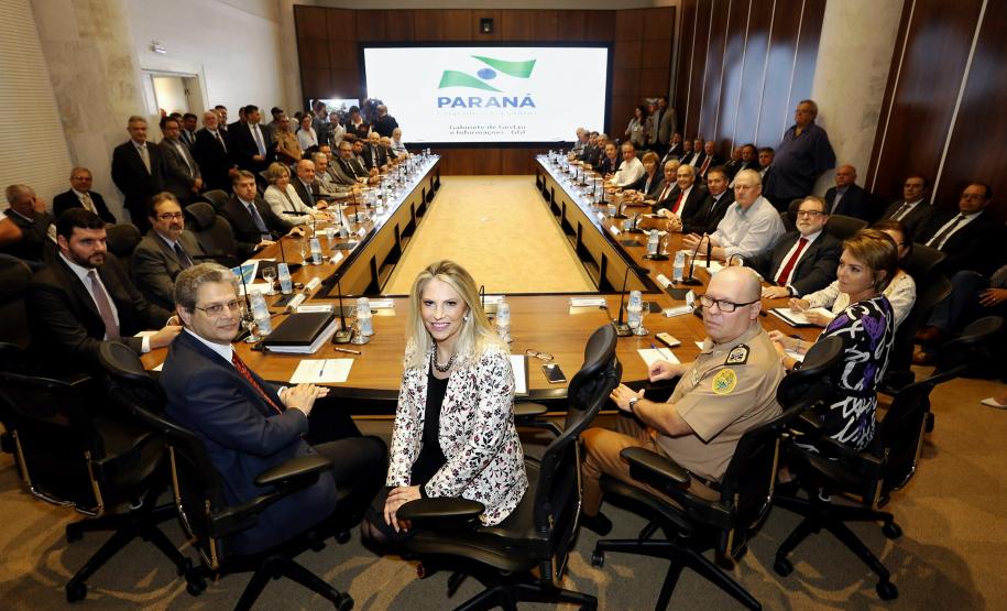 Cida indica o engenheiro Jonel Iurk para presidência da Copel Cida indica o engenheiro Jonel Iurk para presidência da Copel