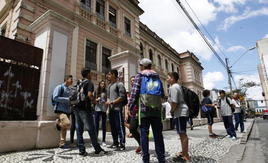 Greve dos caminhoneiros suspende aula em 68 municípios