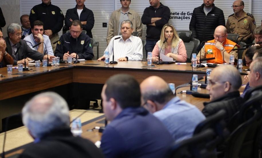 Paraná reduz e congela base de cálculo do ICMS do diesel Paraná reduz e congela base de cálculo do ICMS do diesel