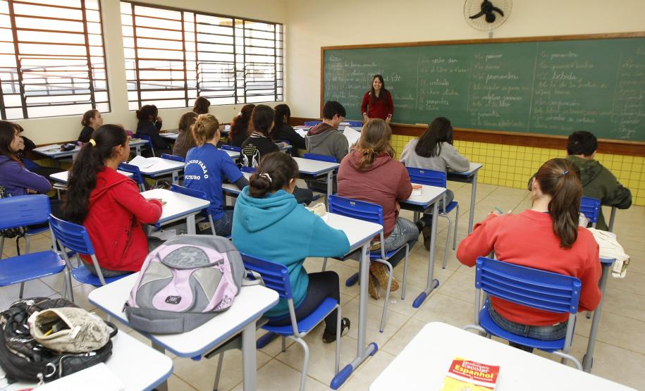 Rede estadual de ensino começa ano letivo com muitas novidades