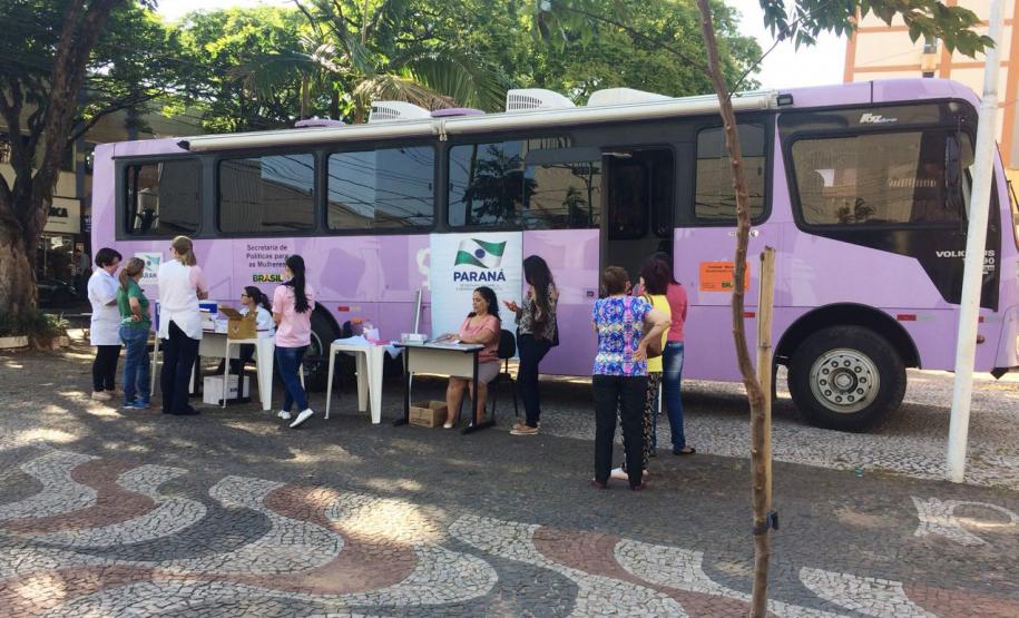 Ônibus Lilás atende mulheres em dez municípios em março