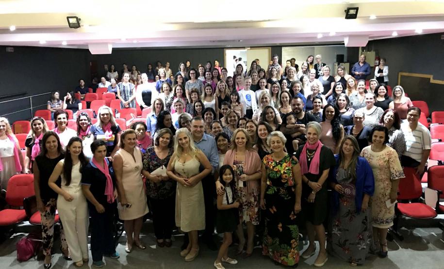 Debate sobre assédio e relacionamentos abusivos reuniu 300 mulheres