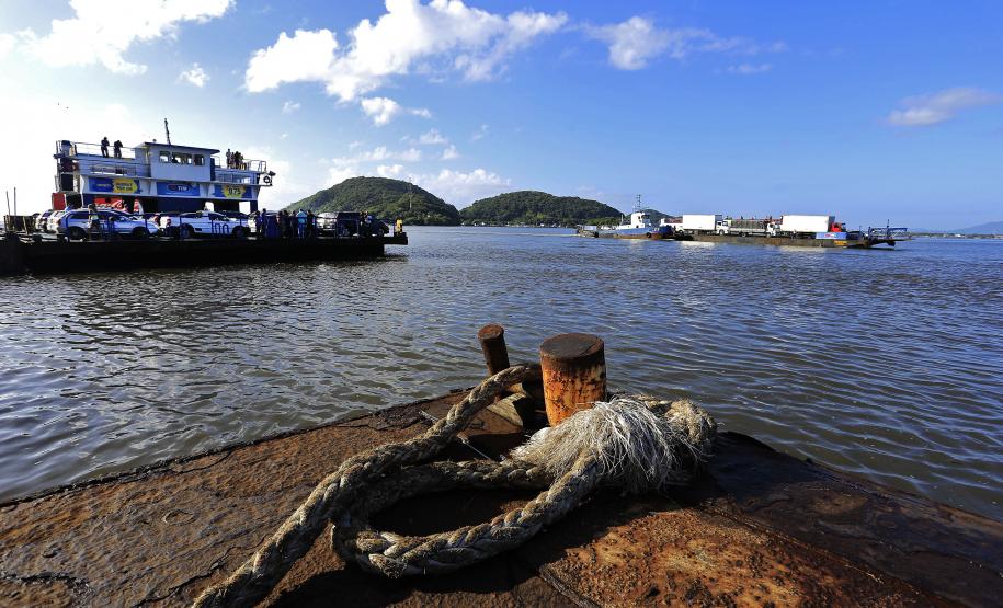 DER-PR prorroga contrato de ferryboat em Guaratuba