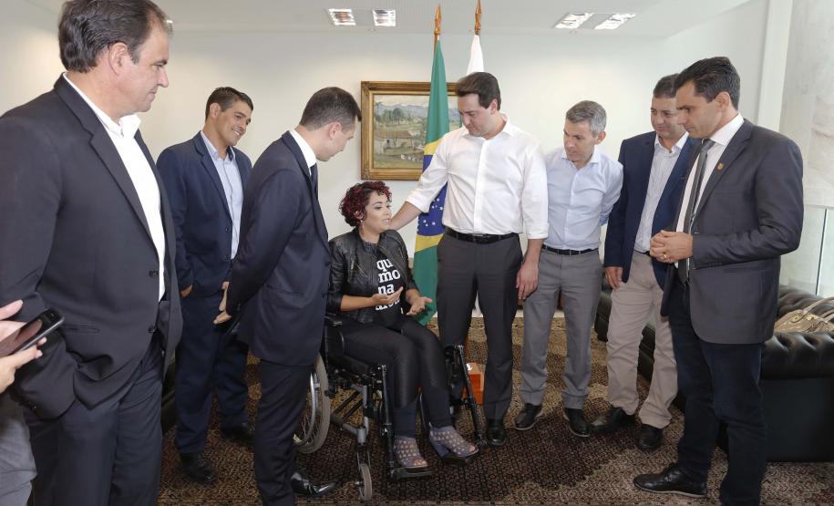 Governo amplia prazo de cartões de isenção a pessoas com deficiência Governo amplia prazo de cartões de isenção a pessoas com deficiência