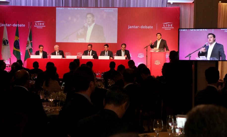 Estado busca investimentos para acabar com bolsões de pobreza Estado busca investimentos para acabar com bolsões de pobreza