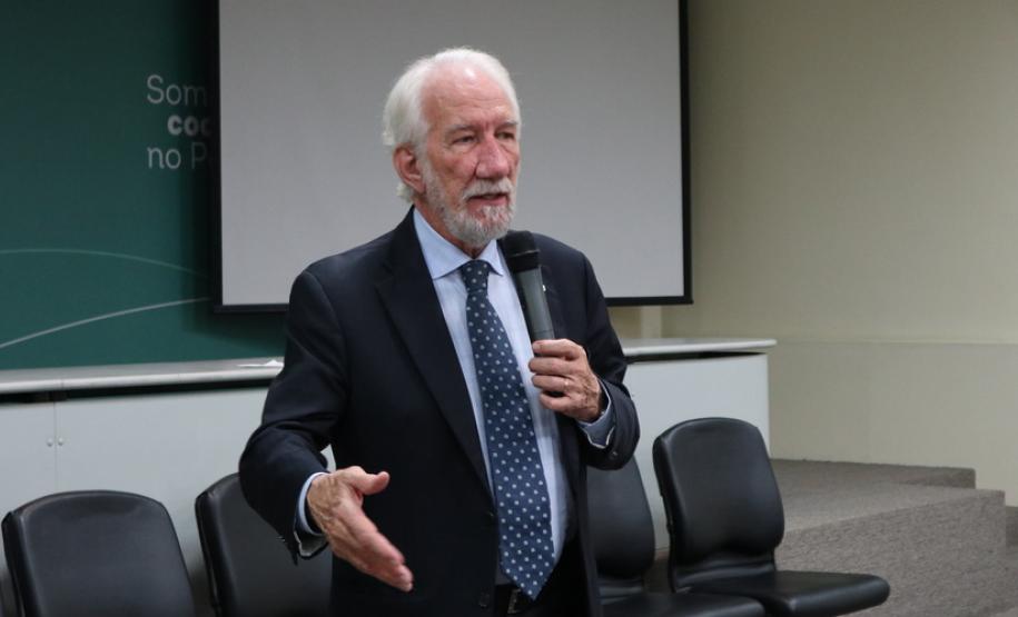 Governo apresenta ao G7 cenário da atividade portuária