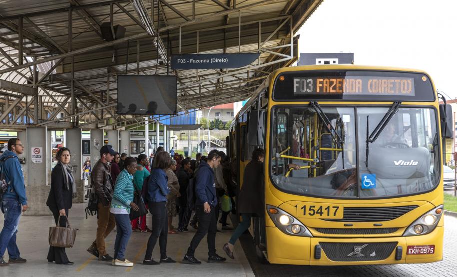 Investimentos evitam queda do número de passageiros na RMC Investimentos evitam queda do número de passageiros na RMC