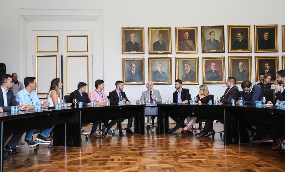 Governo amplia diálogo com a juventude Governo amplia diálogo com a juventude