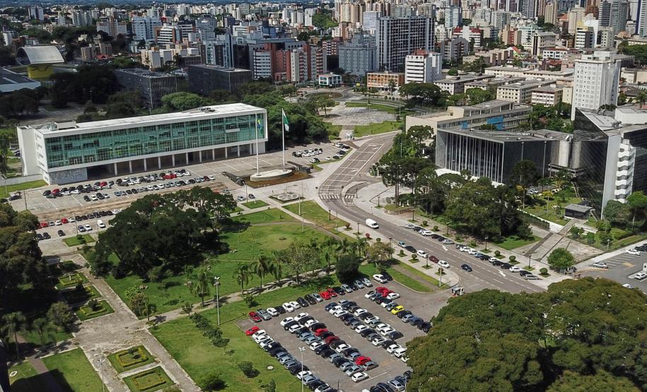 Governo quer ampliar verbas federais ao Estado e a municípios Governo quer ampliar verbas federais ao Estado e a municípios